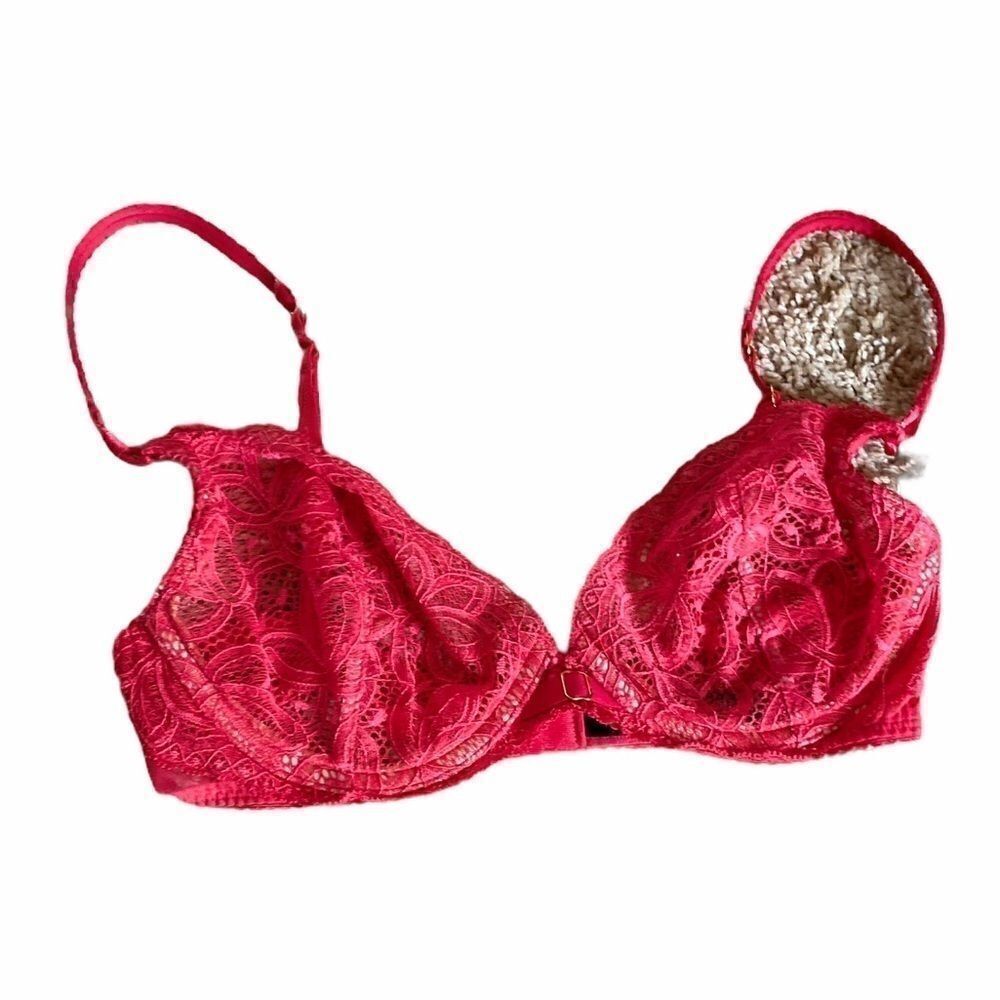 Victoria's Secret Bombshell Plunge Bra Lace 34B